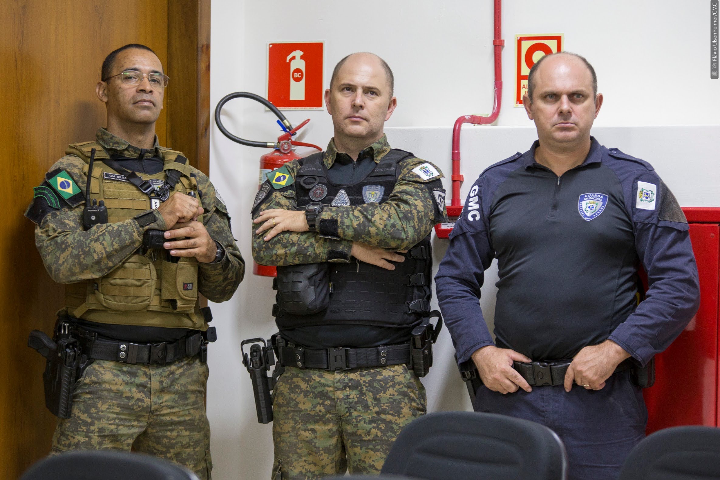 Câmara Autoriza Paranhos A Contratar Policiais De Folga Para Reforçar ...