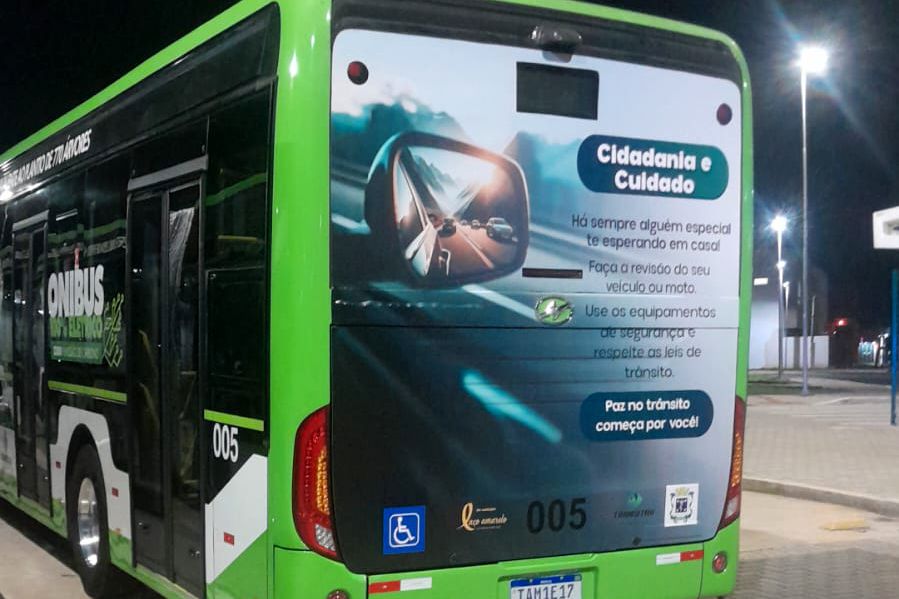 Mensagem publicitária de conscientização já está nos ônibus da cidade